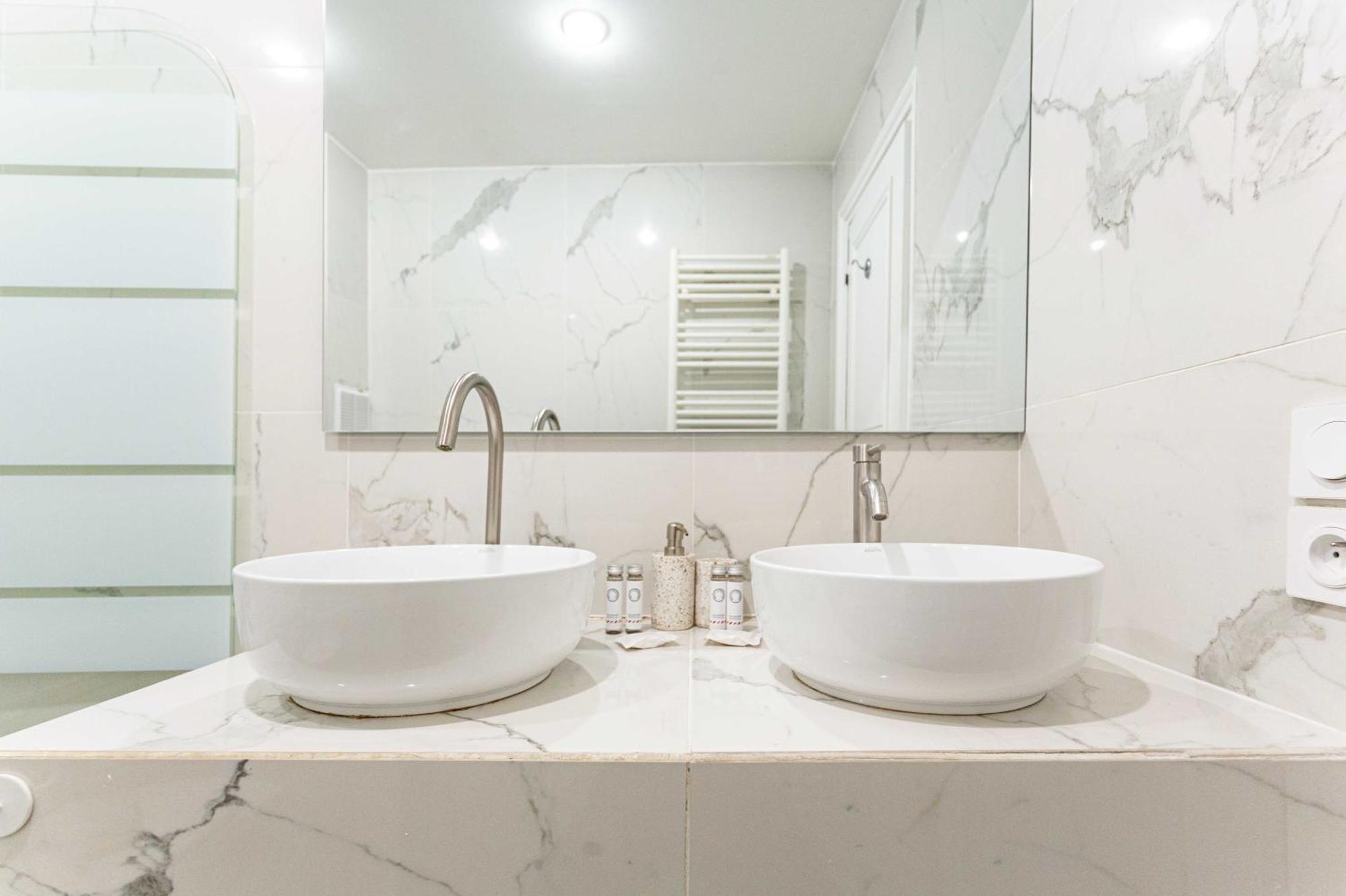 Superb - 2bdr - 4p - Champs-elysees * Parigi